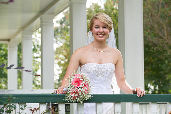 Lindy's bridals 154