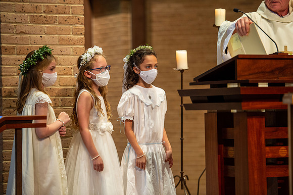 2021 aloysius communion  773