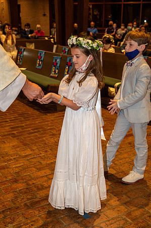 2021 aloysius communion  793
