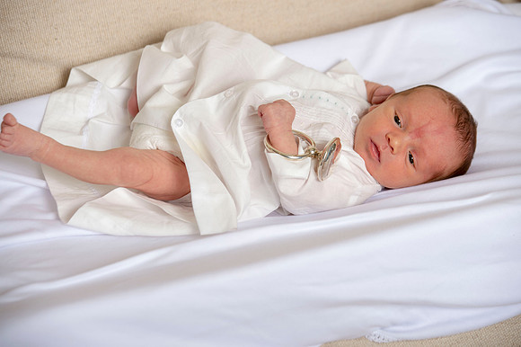 Conrad newborn 109