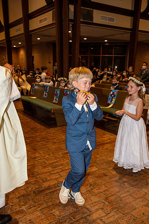 2021 aloysius communion  815