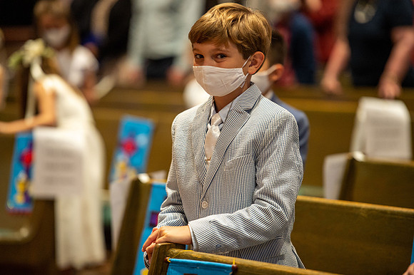 2021 aloysius communion  848