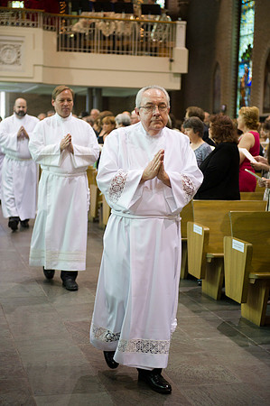 Ordination to Diaconate 090