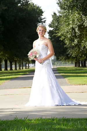 Lindy's bridals 184