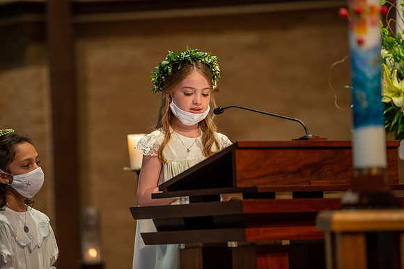 2021 aloysius communion  782