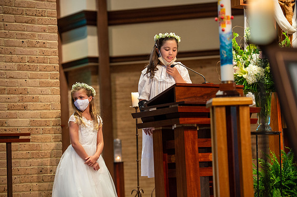 2021 aloysius communion  764