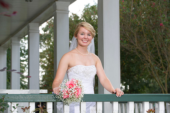Lindy's bridals 160