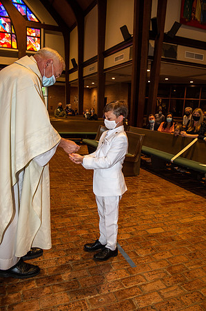 2021 aloysius communion  837