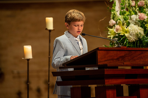 2021 aloysius communion  862
