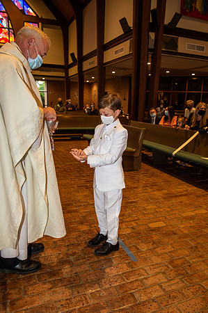 2021 aloysius communion  838