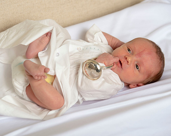 Conrad newborn 104
