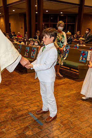 2021 aloysius communion  805