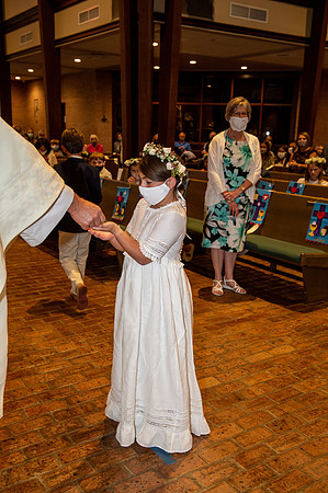 2021 aloysius communion  804