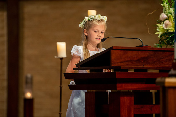 2021 aloysius communion  823