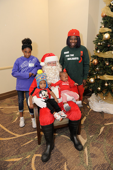 Holiday Party 266