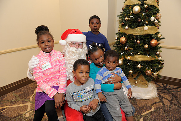 Holiday Party 237