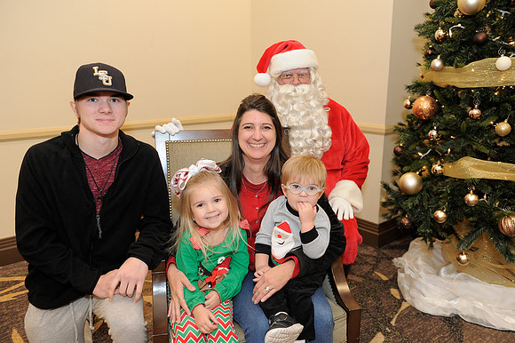 Holiday Party 224