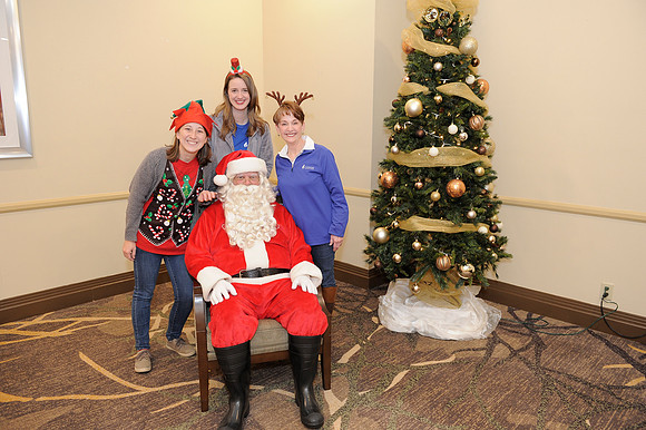 Holiday Party 001