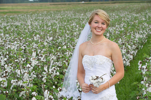 Lindy's bridals 110