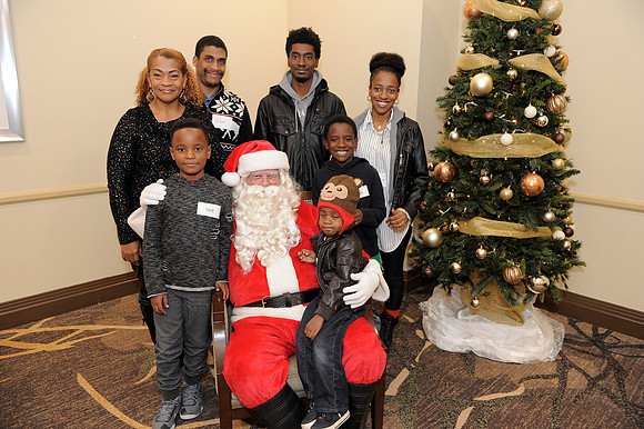 Holiday Party 055