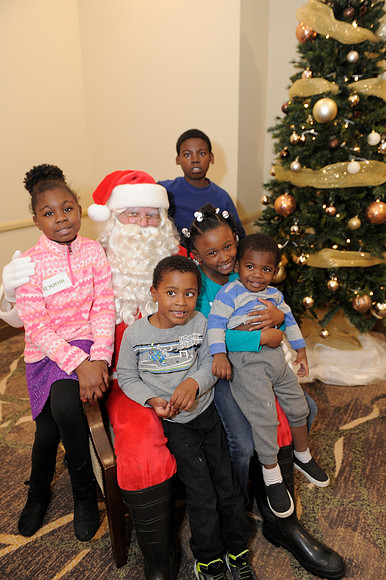 Holiday Party 243