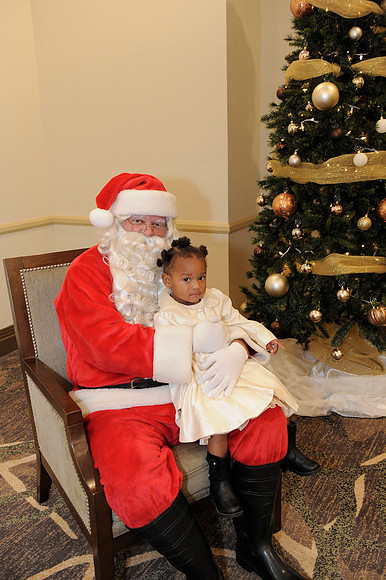 Holiday Party 214