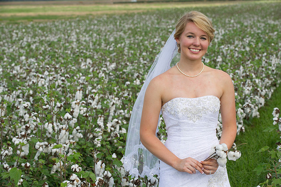 Lindy's bridals 107