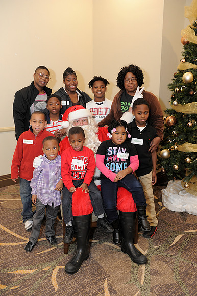 Holiday Party 254
