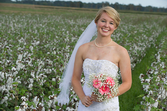 Lindy's bridals 116