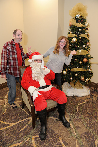 Holiday Party 040