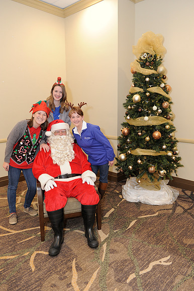 Holiday Party 004