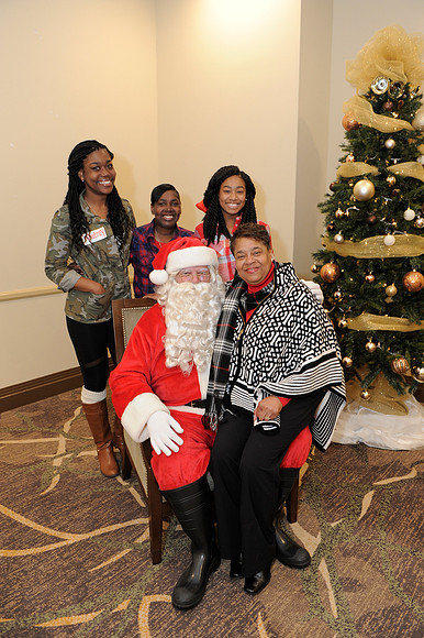 Holiday Party 049