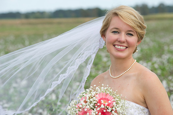 Lindy's bridals 128