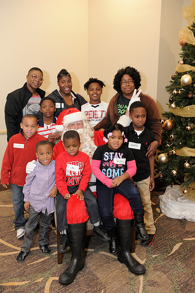 Holiday Party 253