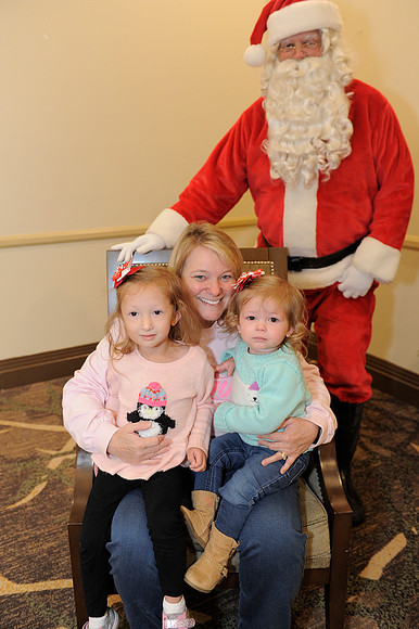Holiday Party 307