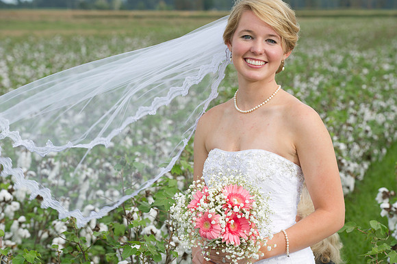 Lindy's bridals 127