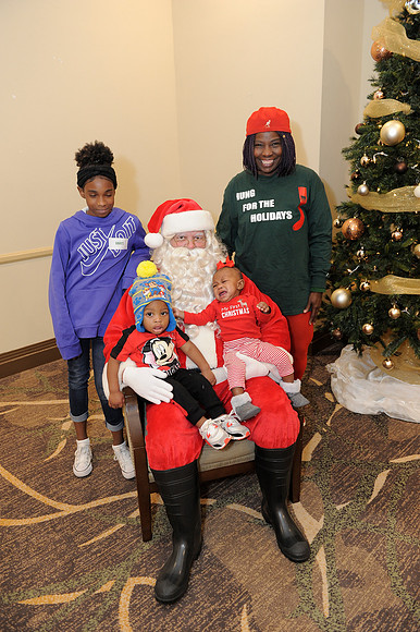 Holiday Party 265