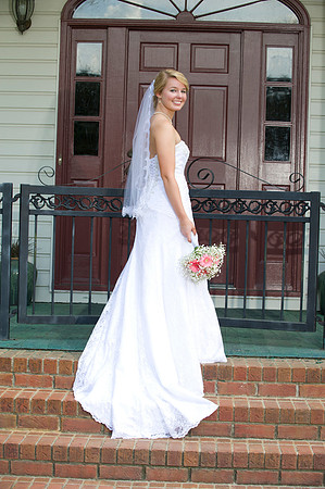 Lindy's bridals 135