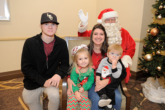 Holiday Party 229