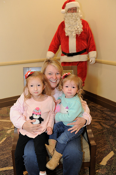 Holiday Party 306