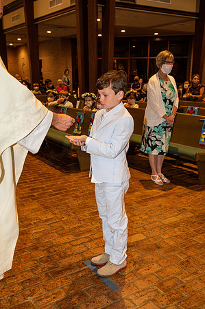 2021 aloysius communion  812