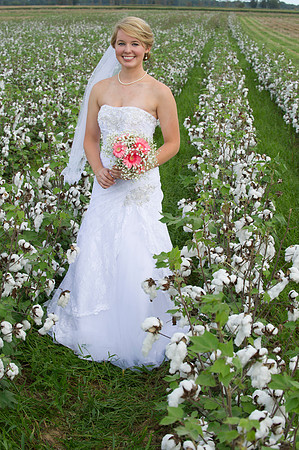Lindy's bridals 119