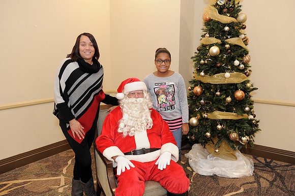 Holiday Party 089