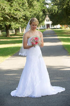 Lindy's bridals 209