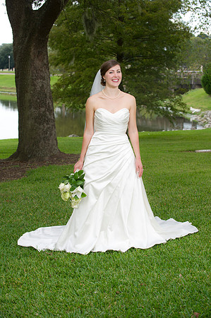 Ellen's bridal 010