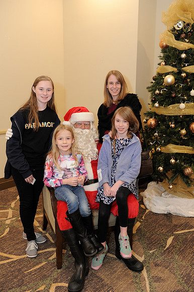 Holiday Party 070