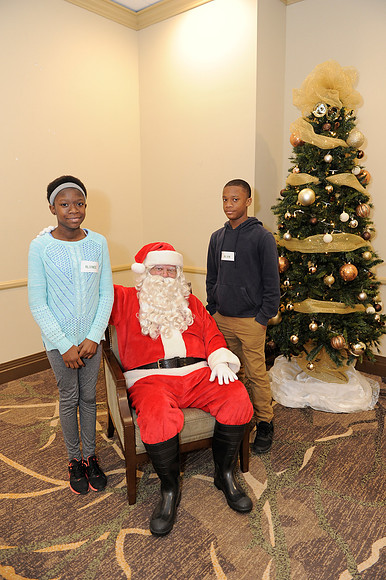 Holiday Party 014