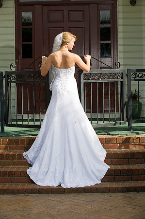Lindy's bridals 138