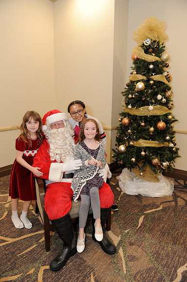 Holiday Party 061