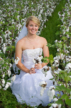 Lindy's bridals 100